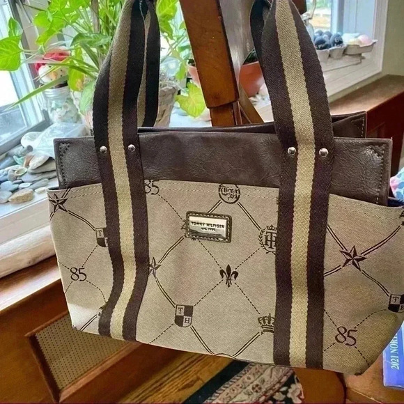 Tommy Hilfiger Handbag 90’s Vintage Brown & Tan Logo 1985 Collection - Picture 2 of 11